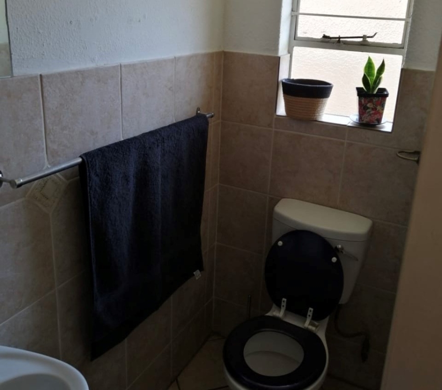 To Let 3 Bedroom Property for Rent in Pomona Gauteng