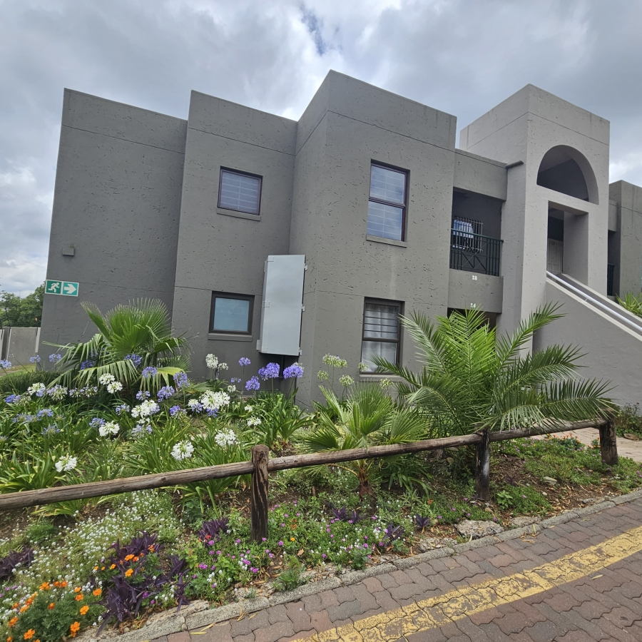 3 Bedroom Property for Sale in Marais Steyn Park Gauteng