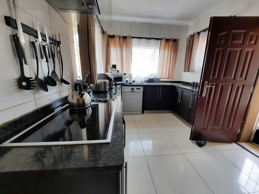 4 Bedroom Property for Sale in Ravensklip Gauteng