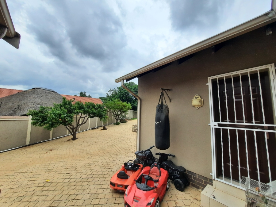 4 Bedroom Property for Sale in Ravensklip Gauteng