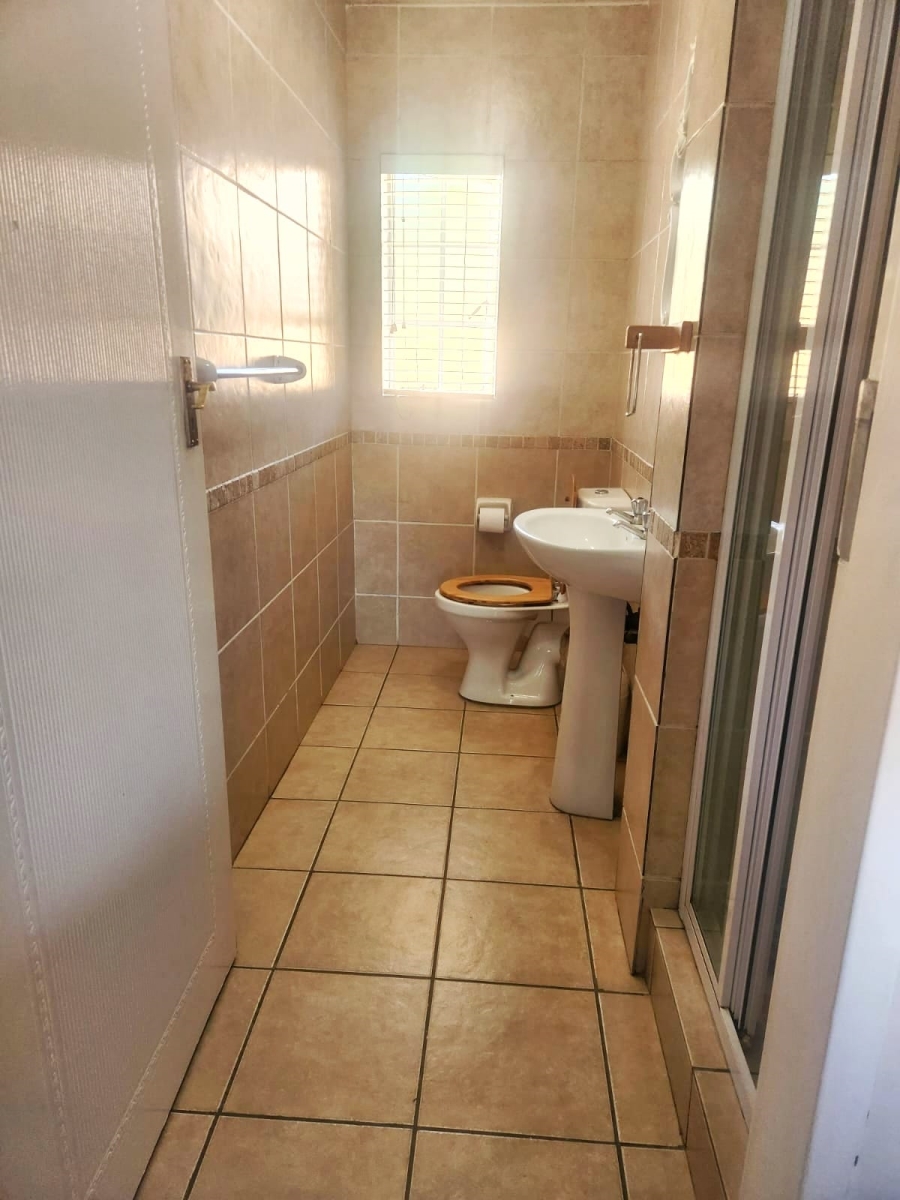 To Let 3 Bedroom Property for Rent in Noordwyk Gauteng