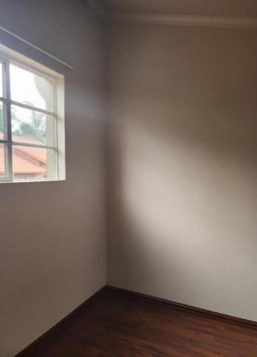 To Let 2 Bedroom Property for Rent in Roodekrans Gauteng