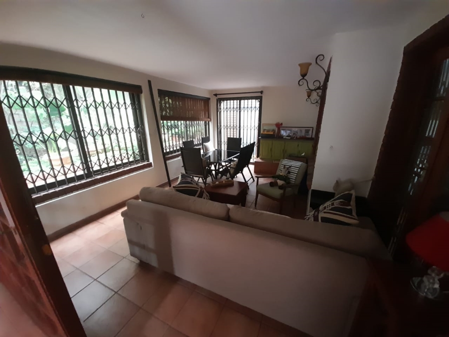 To Let 2 Bedroom Property for Rent in Faerie Glen Gauteng