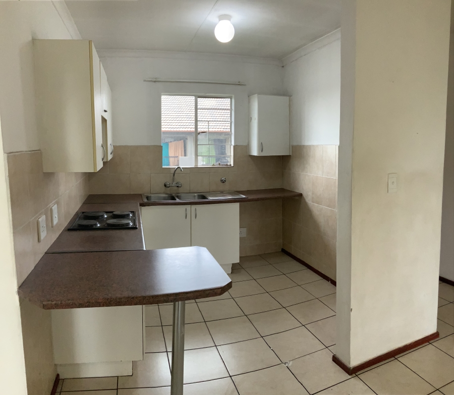 2 Bedroom Property for Sale in Parkrand Gauteng