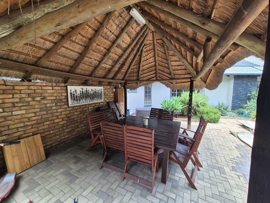 4 Bedroom Property for Sale in The Reeds Gauteng