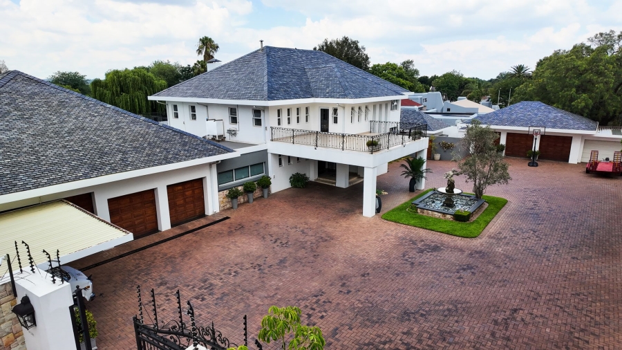 5 Bedroom Property for Sale in Lambton Gauteng