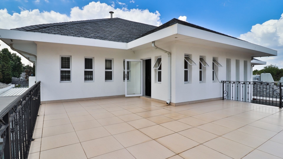 5 Bedroom Property for Sale in Lambton Gauteng