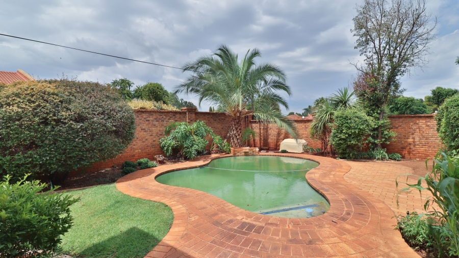 4 Bedroom Property for Sale in Sunward Park Gauteng