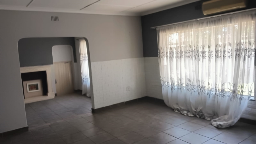 5 Bedroom Property for Sale in Kempton Park Ext 4 Gauteng