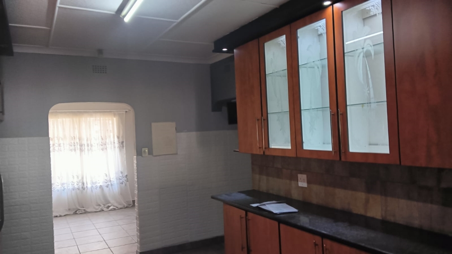 5 Bedroom Property for Sale in Kempton Park Ext 4 Gauteng