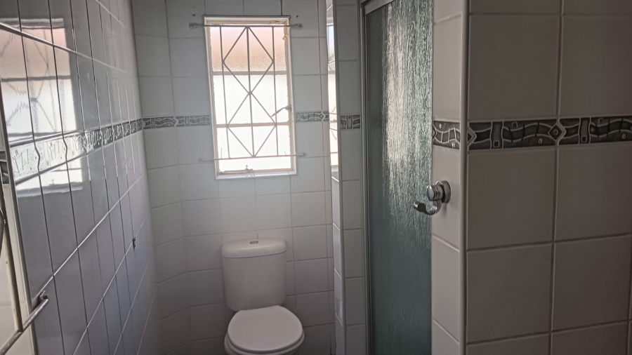 5 Bedroom Property for Sale in Kempton Park Ext 4 Gauteng