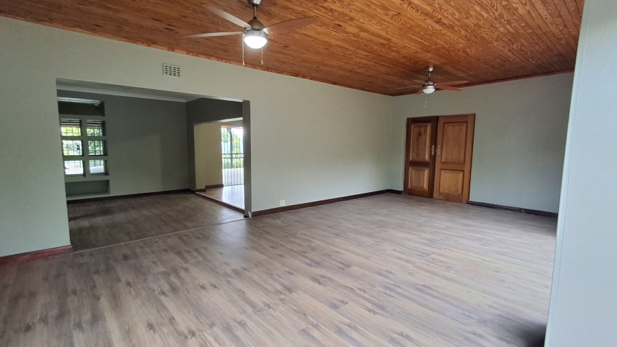 5 Bedroom Property for Sale in Sinoville Gauteng