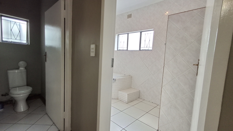 5 Bedroom Property for Sale in Sinoville Gauteng