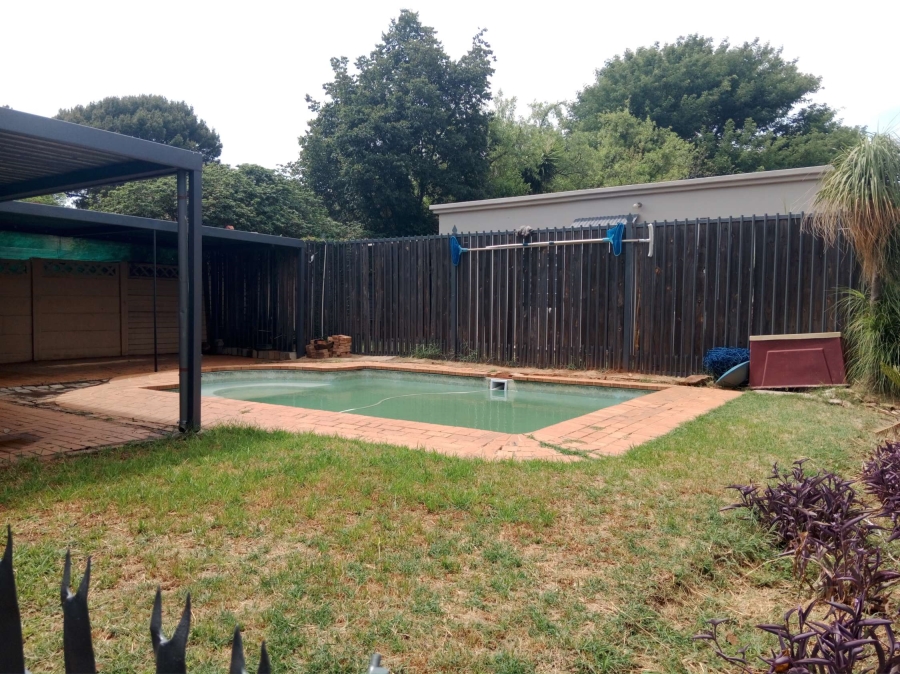 3 Bedroom Property for Sale in Eloffsdal Gauteng