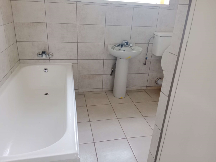 3 Bedroom Property for Sale in Eloffsdal Gauteng