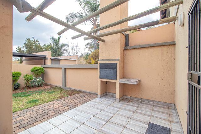 To Let 2 Bedroom Property for Rent in Annlin Gauteng