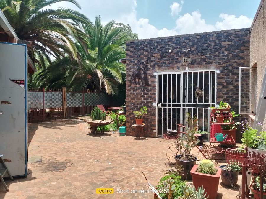 3 Bedroom Property for Sale in Brakpan Central Gauteng