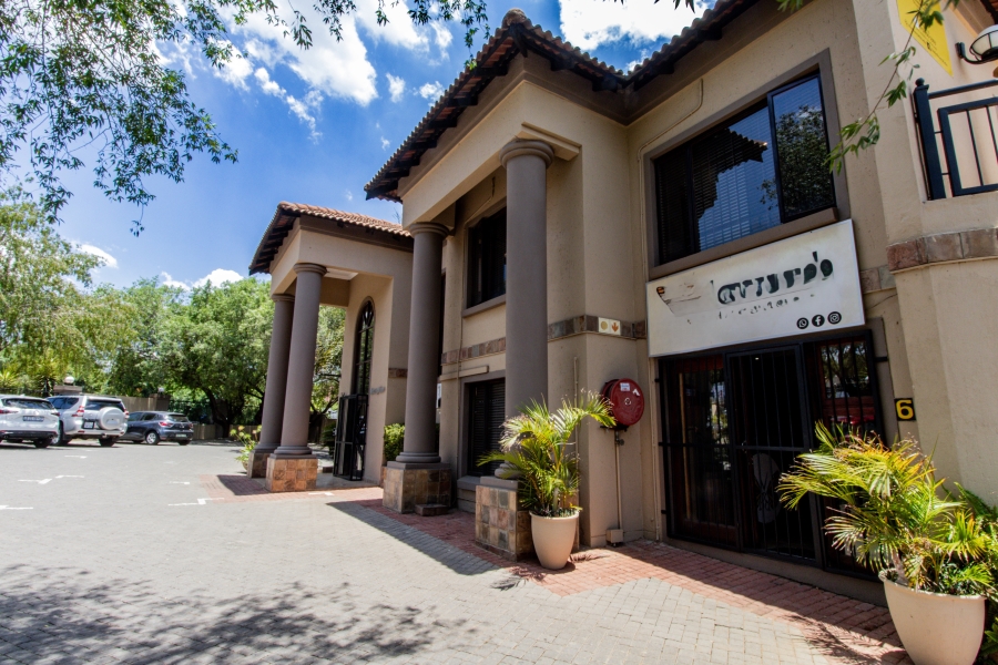 Commercial Property for Sale in Rooihuiskraal Gauteng