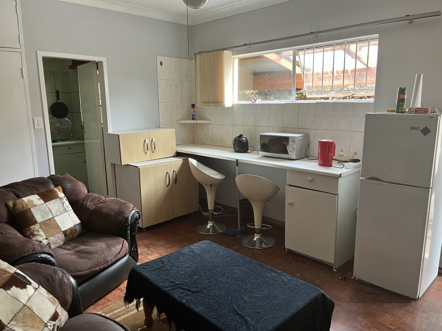 To Let 1 Bedroom Property for Rent in Nimrod Park Gauteng