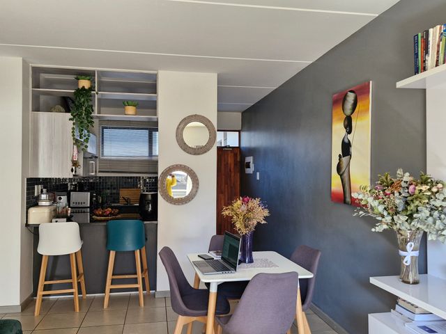 2 Bedroom Property for Sale in Elardus Park Gauteng