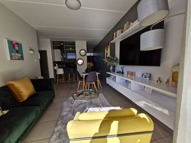 2 Bedroom Property for Sale in Elardus Park Gauteng