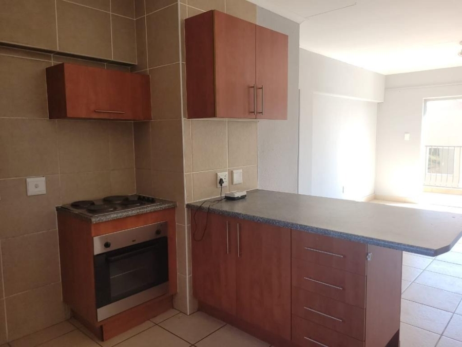 To Let 3 Bedroom Property for Rent in Glen Marais Gauteng