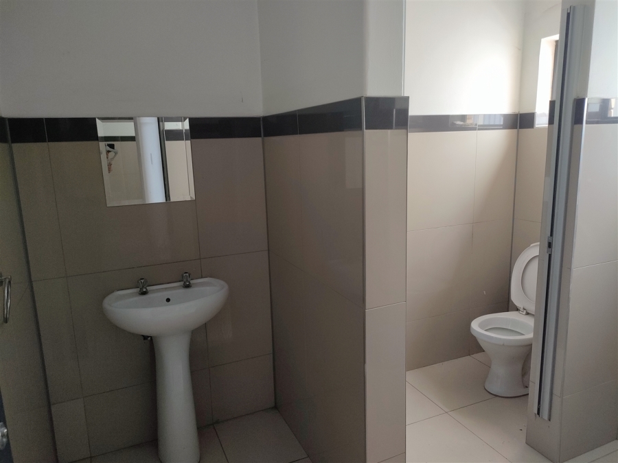 To Let commercial Property for Rent in North Riding Gauteng