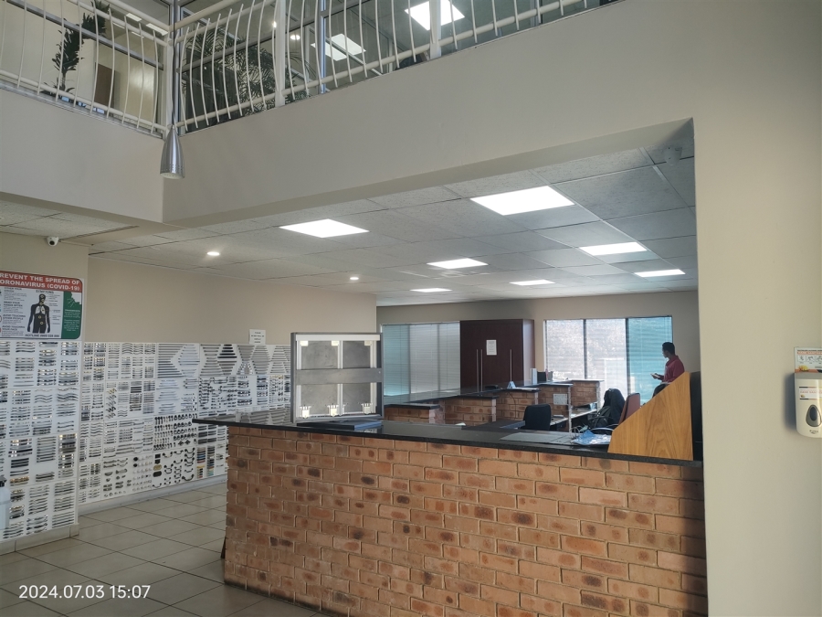 To Let commercial Property for Rent in North Riding Gauteng