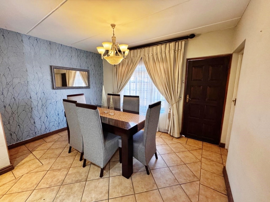 To Let 3 Bedroom Property for Rent in Highveld Gauteng