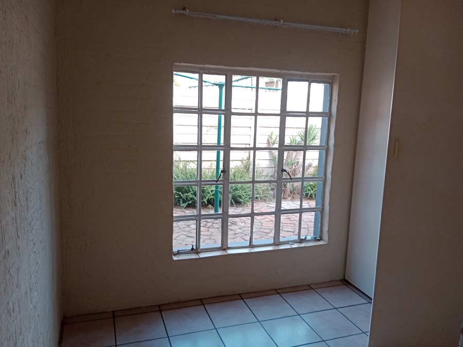 1 Bedroom Property for Sale in Riviera Gauteng