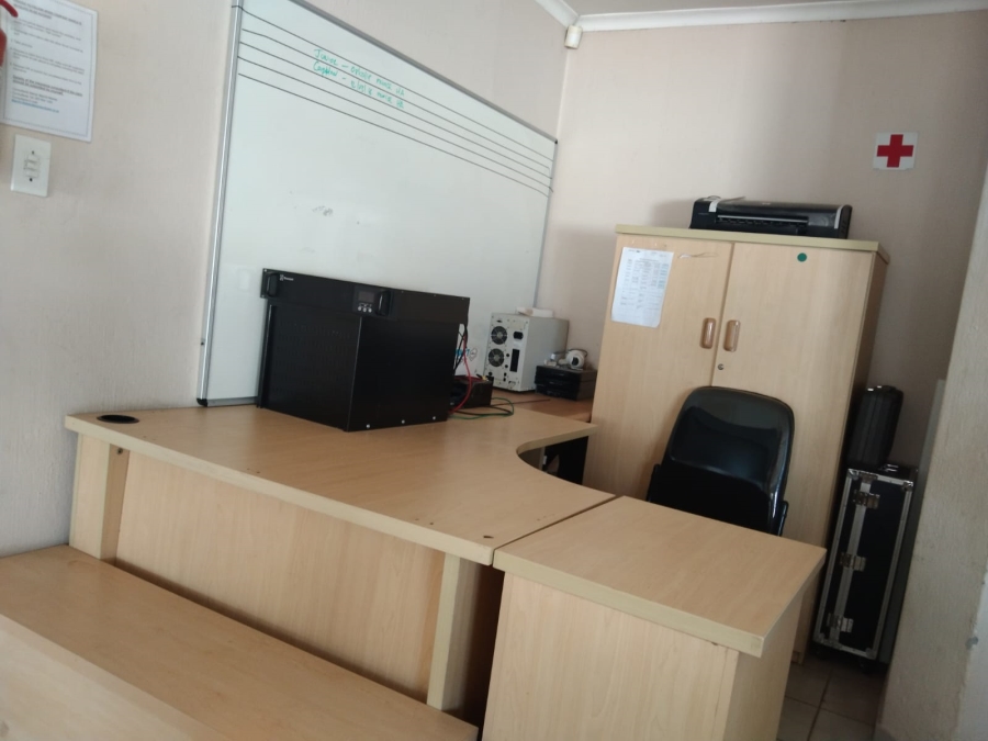 To Let commercial Property for Rent in Buccleuch Gauteng