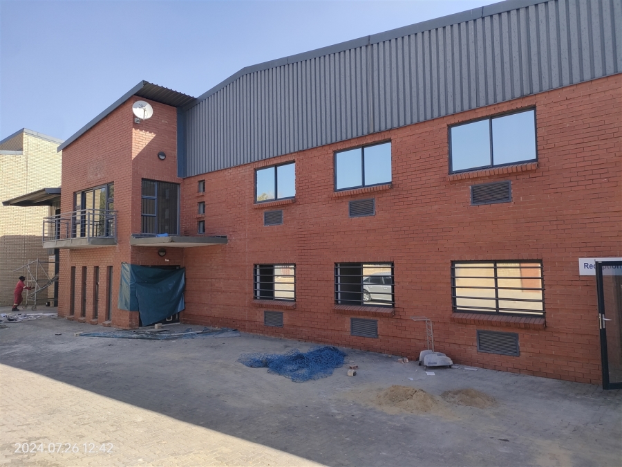 To Let commercial Property for Rent in North Riding Gauteng