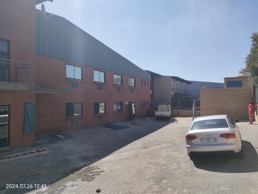 To Let commercial Property for Rent in North Riding Gauteng