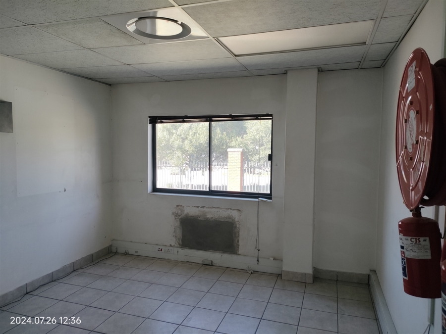 To Let commercial Property for Rent in North Riding Gauteng