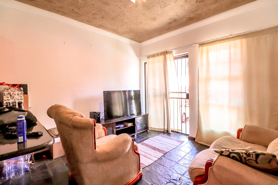 To Let 2 Bedroom Property for Rent in Erand Gardens Gauteng