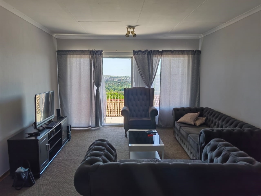 To Let 2 Bedroom Property for Rent in La Montagne Gauteng