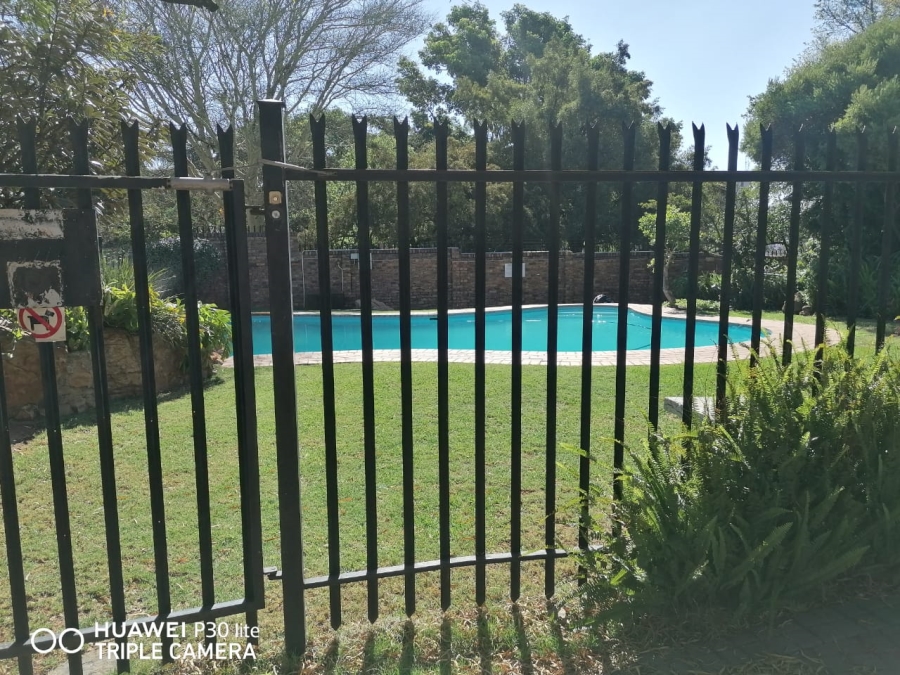 To Let 2 Bedroom Property for Rent in La Montagne Gauteng