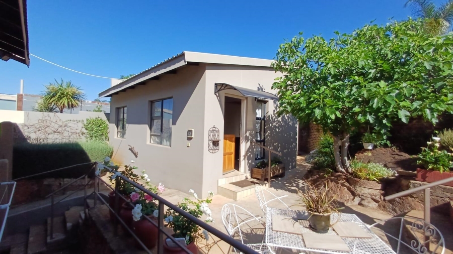 To Let 3 Bedroom Property for Rent in Linmeyer Gauteng