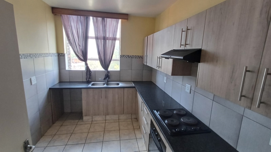 To Let 2 Bedroom Property for Rent in South Crest Gauteng