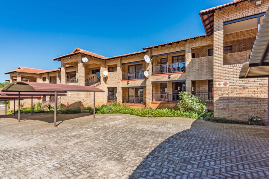 2 Bedroom Property for Sale in Monument Gauteng