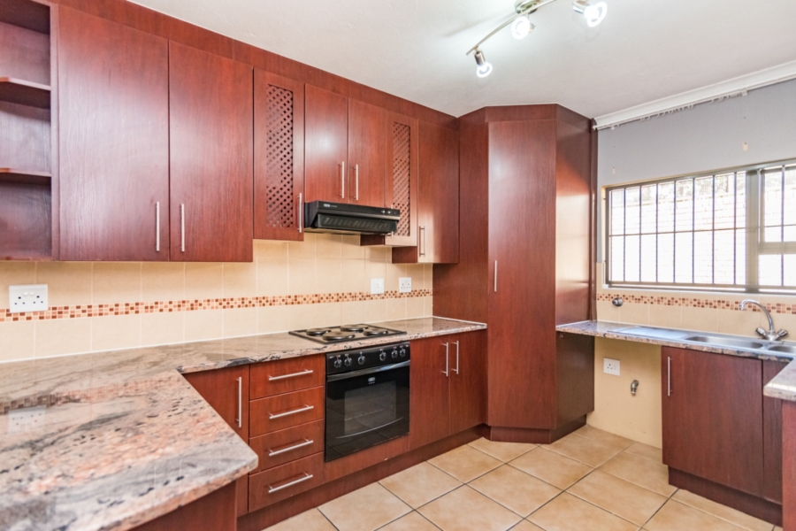 2 Bedroom Property for Sale in Monument Gauteng