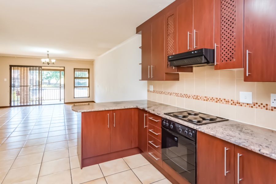 2 Bedroom Property for Sale in Monument Gauteng