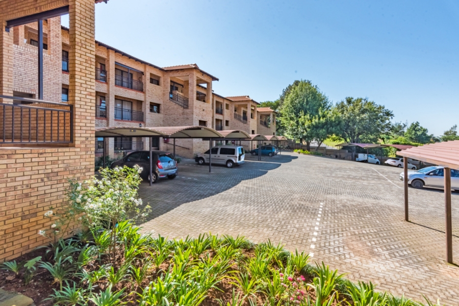 2 Bedroom Property for Sale in Monument Gauteng