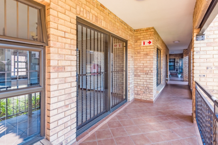 2 Bedroom Property for Sale in Monument Gauteng