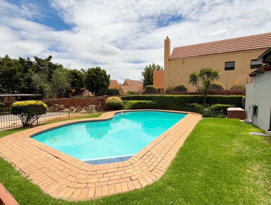 To Let 1 Bedroom Property for Rent in Boskruin Gauteng