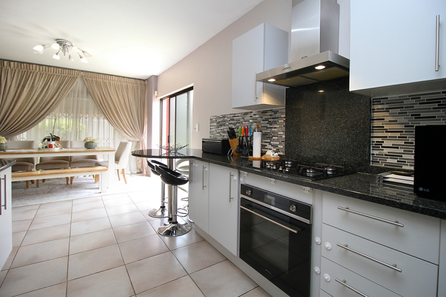 3 Bedroom Property for Sale in Fourways Gauteng