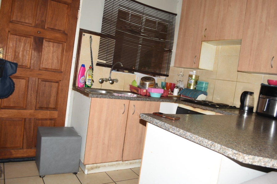 2 Bedroom Property for Sale in Wonderpark Estate Gauteng