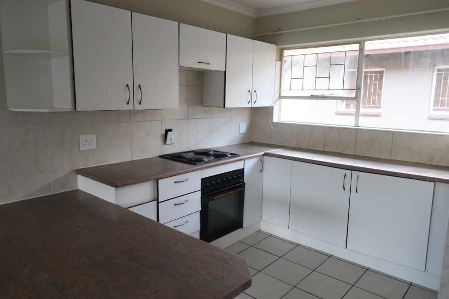 To Let 3 Bedroom Property for Rent in Terenure Gauteng