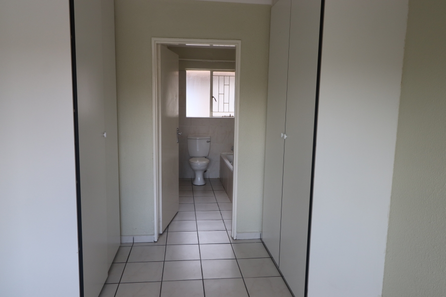 To Let 3 Bedroom Property for Rent in Terenure Gauteng