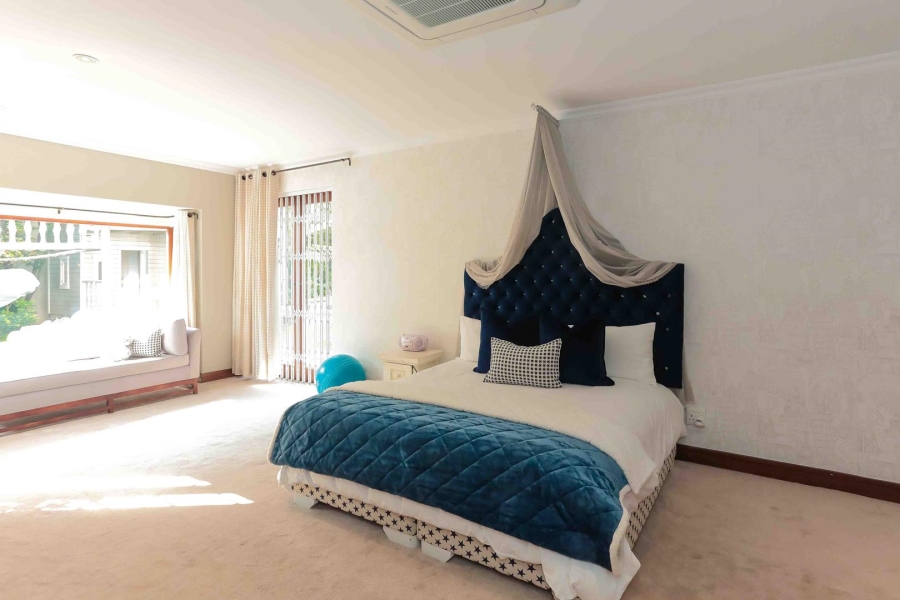 5 Bedroom Property for Sale in Sandhurst Gauteng